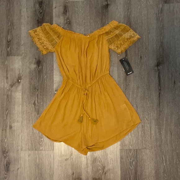 Blush Pants - Cute mustard yellow romper
